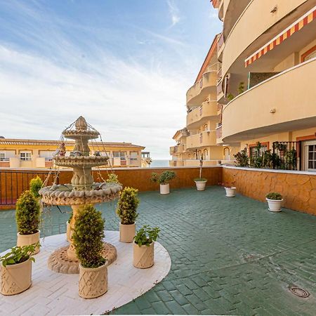 797 Holiday Rentals- Piso Con Amplia Terraza A Solo 1 Min De La Playa เบนัลมาเดนา ภายนอก รูปภาพ