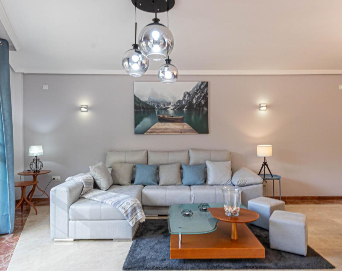 797 Holiday Rentals- Piso Con Amplia Terraza A Solo 1 Min De La Playa เบนัลมาเดนา ภายนอก รูปภาพ