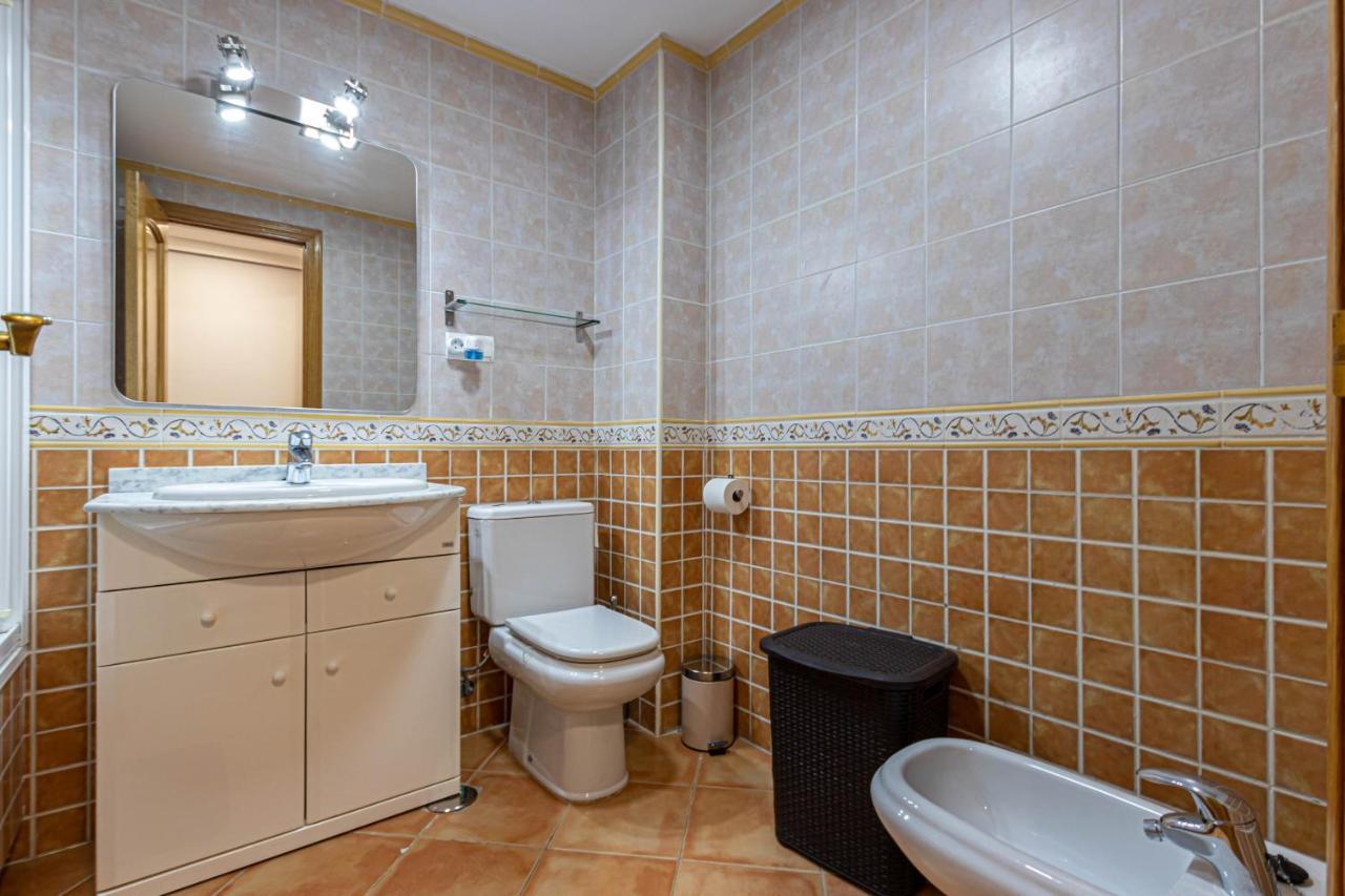 797 Holiday Rentals- Piso Con Amplia Terraza A Solo 1 Min De La Playa เบนัลมาเดนา ภายนอก รูปภาพ