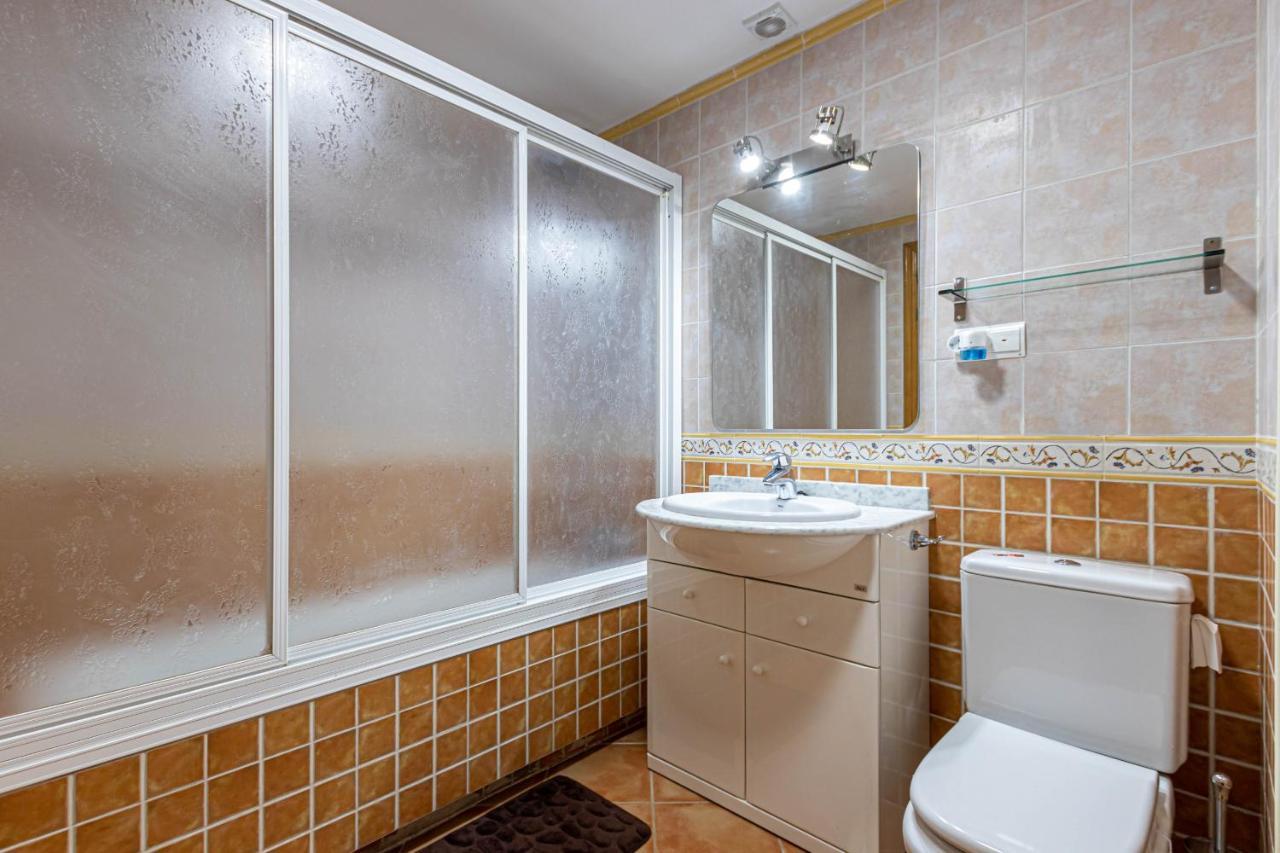 797 Holiday Rentals- Piso Con Amplia Terraza A Solo 1 Min De La Playa เบนัลมาเดนา ภายนอก รูปภาพ