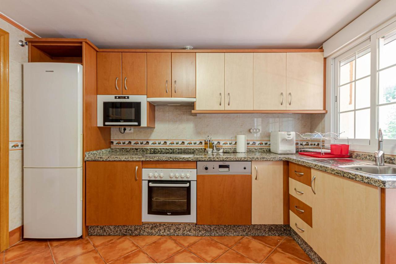 797 Holiday Rentals- Piso Con Amplia Terraza A Solo 1 Min De La Playa เบนัลมาเดนา ภายนอก รูปภาพ
